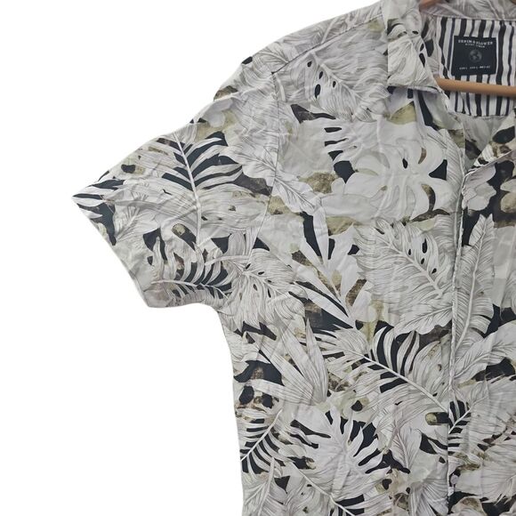 Denim + Flower Tropical Print Button Down Shirt Sz L Beach Resortwear Festival - Picture 4 of 16